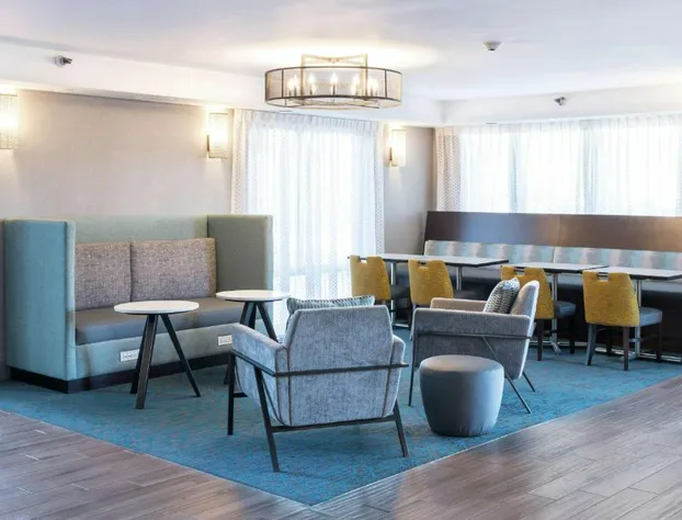 Hampton Inn Los Angeles/Santa Clarita hotel detail image 3