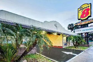 Skyways Hotel hotel hero