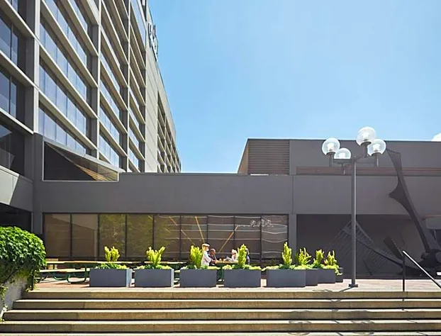 Graduate by Hilton Eugene hotel detail image 1