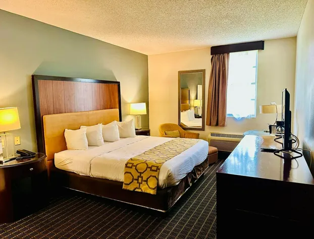 Belmont Inn & Suites hotel detail image 3