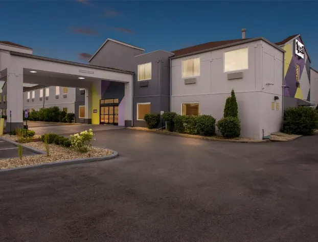 Spark by Hilton Oak Forest hotel detail image 3