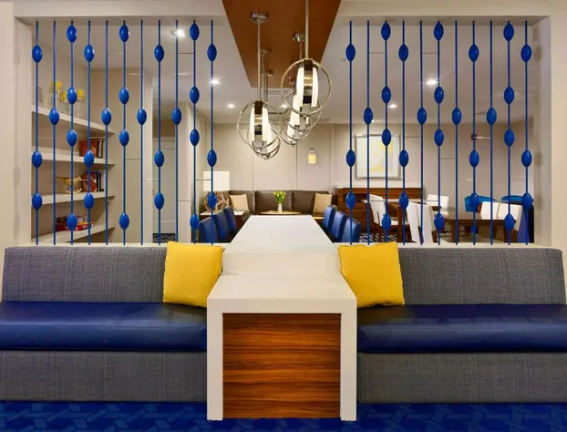 Sonesta ES Suites Chicago - Schaumburg hotel detail image 1