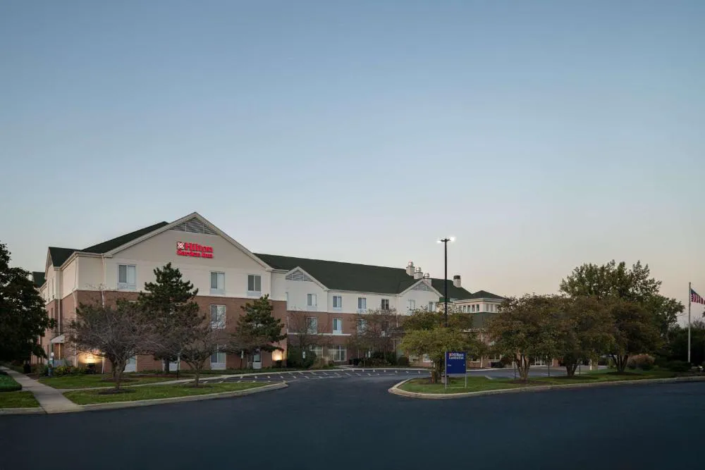 Hilton Garden Inn St. Charles hotel hero