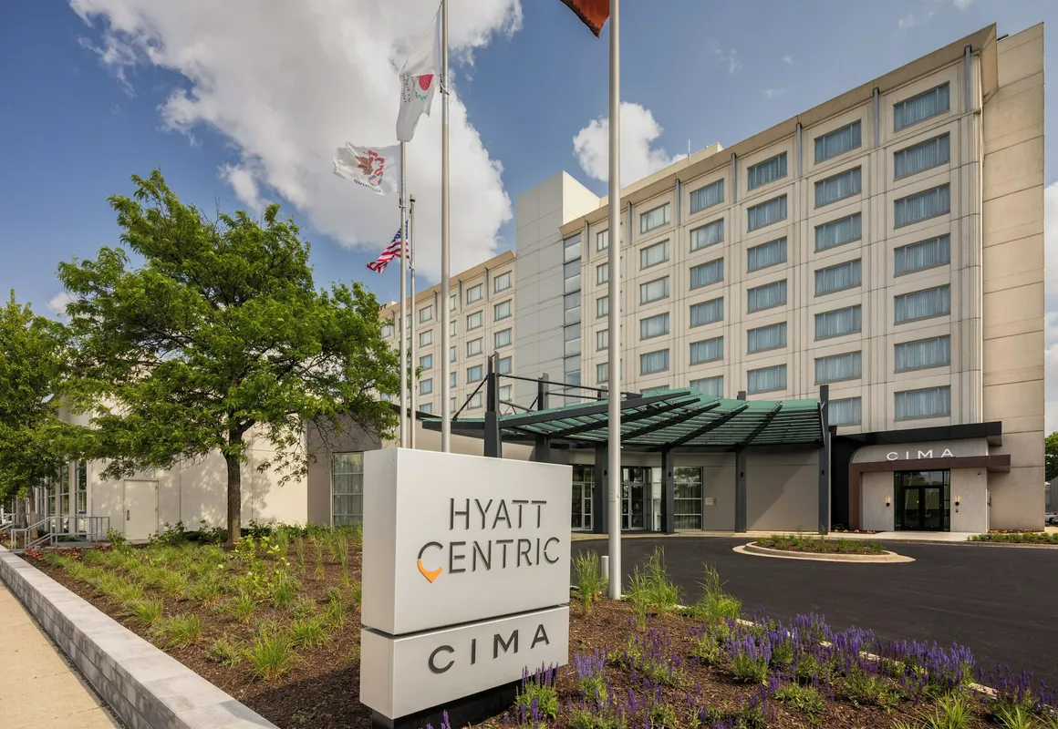 Hyatt Centric Chicago O'Hare hotel hero