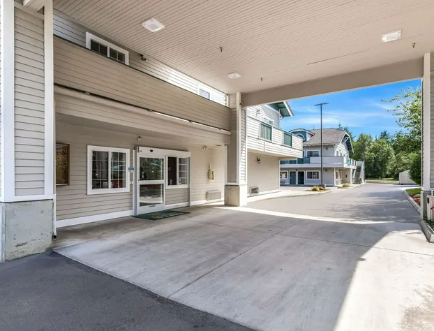 Quality Inn & Suites Bainbridge Island hotel detail image 3