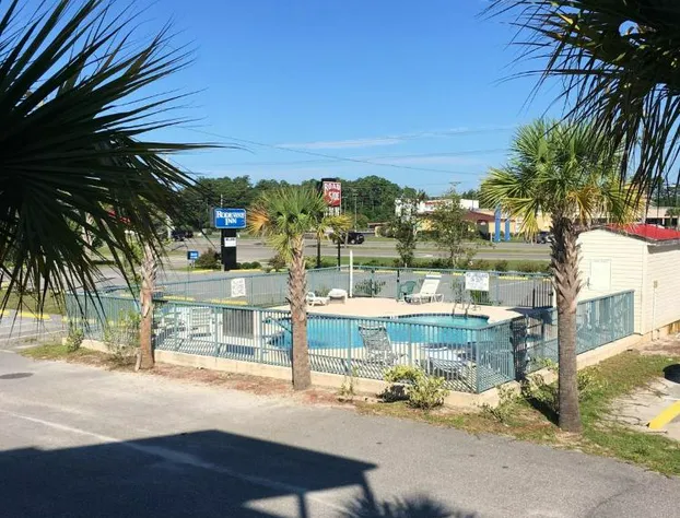 Road Side Inn hotel detail image 4