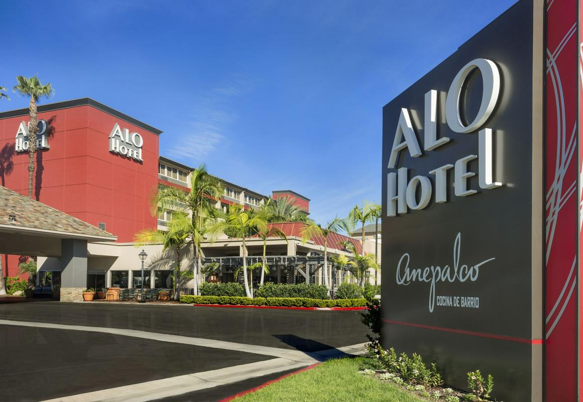 ALO Hotel by Ayres, Orange hotel hero