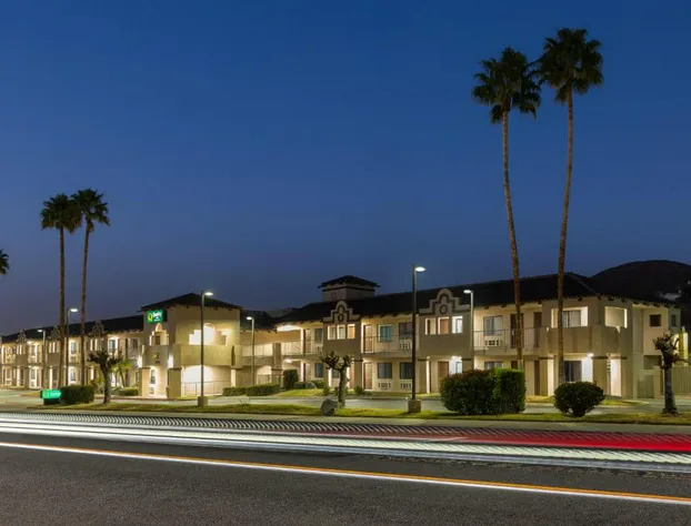 Quality Inn Lake Elsinore I-15 hotel detail image 3