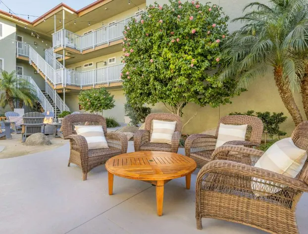 Best Western Plus Beach View Lodge Carlsbad hotel detail image 1