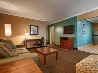 Best Western Plus Beach View Lodge Carlsbad hotel detail image 4