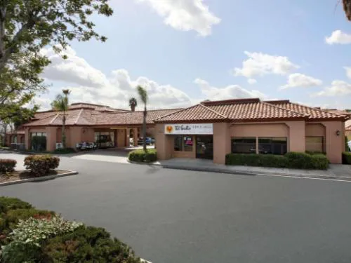 Days Inn by Wyndham Fontana / Rialto hotel hero