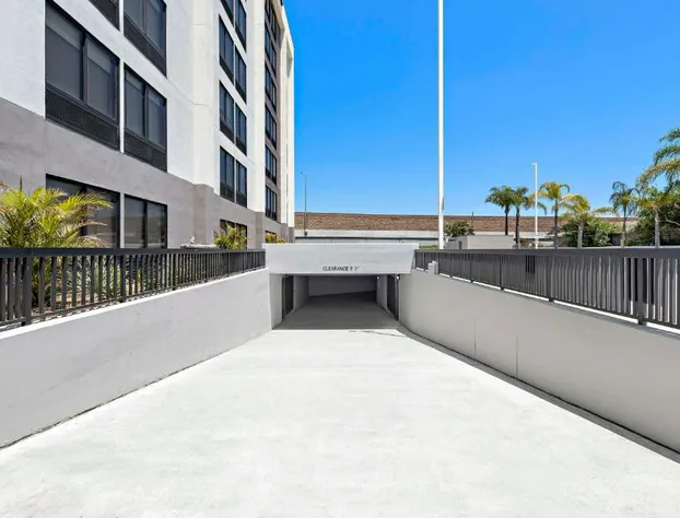 Hampton Inn by Hilton Los Angeles Airport hotel detail image 3