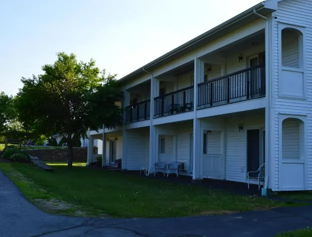 Hollow Inn and Motel hotel detail image 4