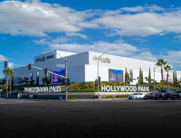 Elev8 Hotel Los Angeles LAX hotel detail image 3