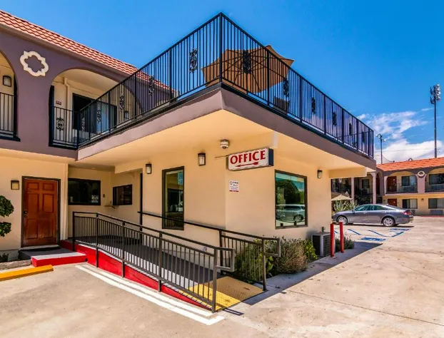 Glenridge Inn Glendale - Pasadena hotel detail image 1