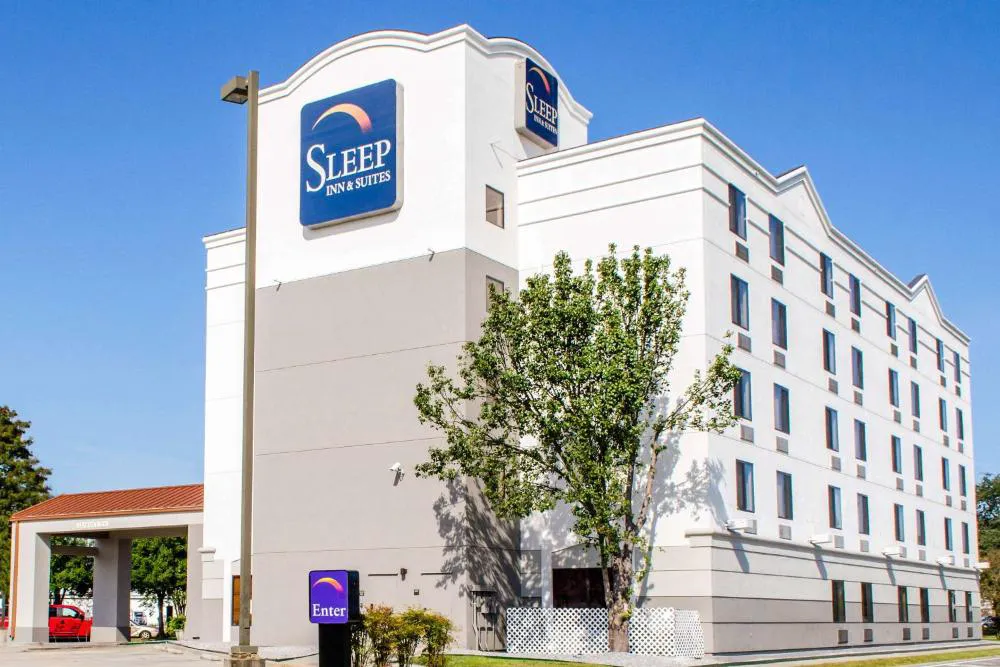 Sleep Inn & Suites Metairie hotel hero