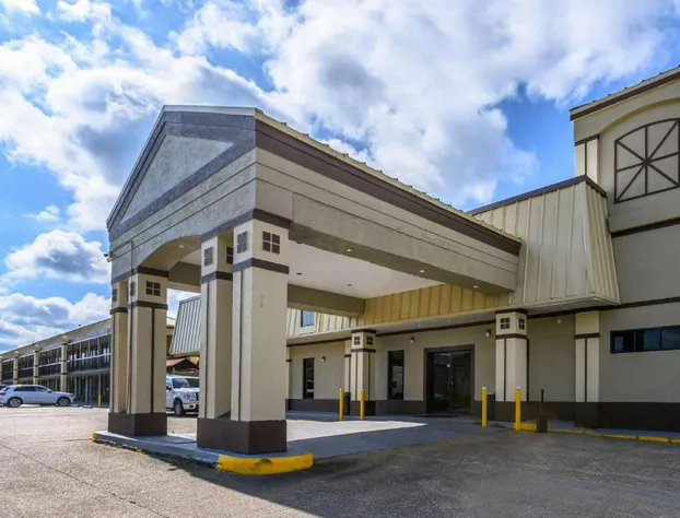 Quality Inn New Orleans I-10 East hotel detail image 2