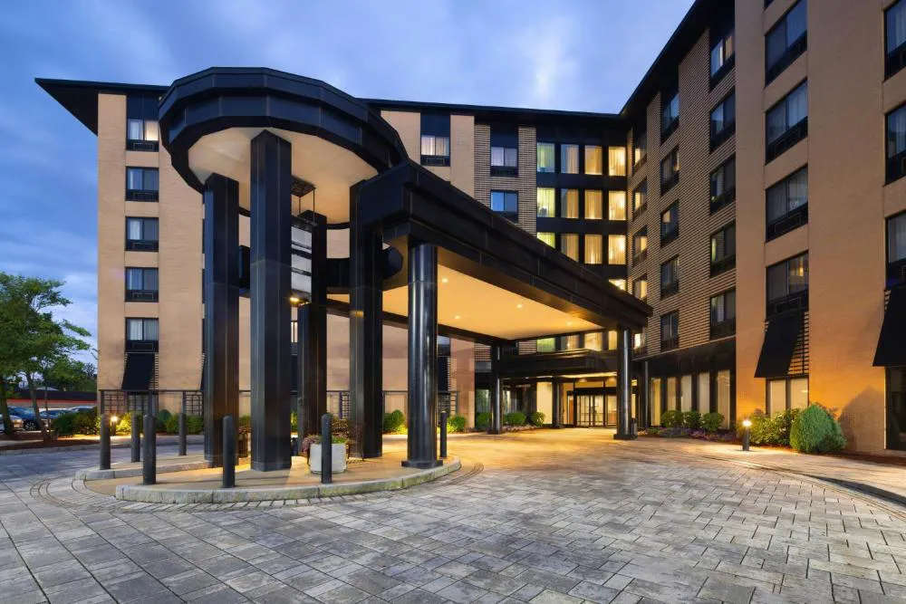 Courtyard by Marriott Boston-South Boston hotel hero