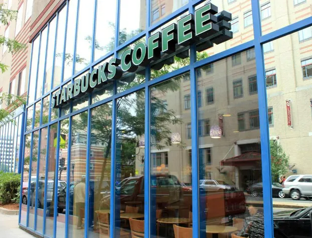 DoubleTree by Hilton Boston - Downtown hotel detail image 1