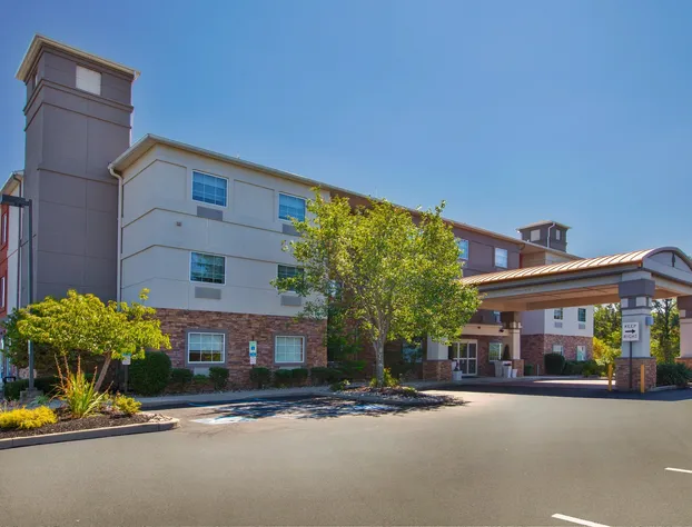 Holiday Inn Express & Suites Absecon-Atlantic City by IHG hotel detail image 1