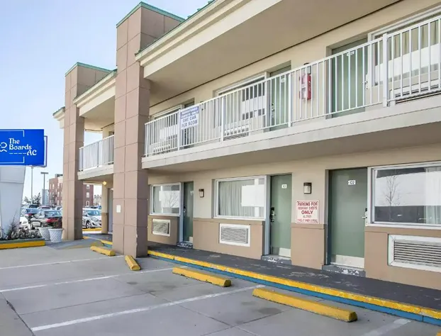 The Boards AC hotel detail image 4