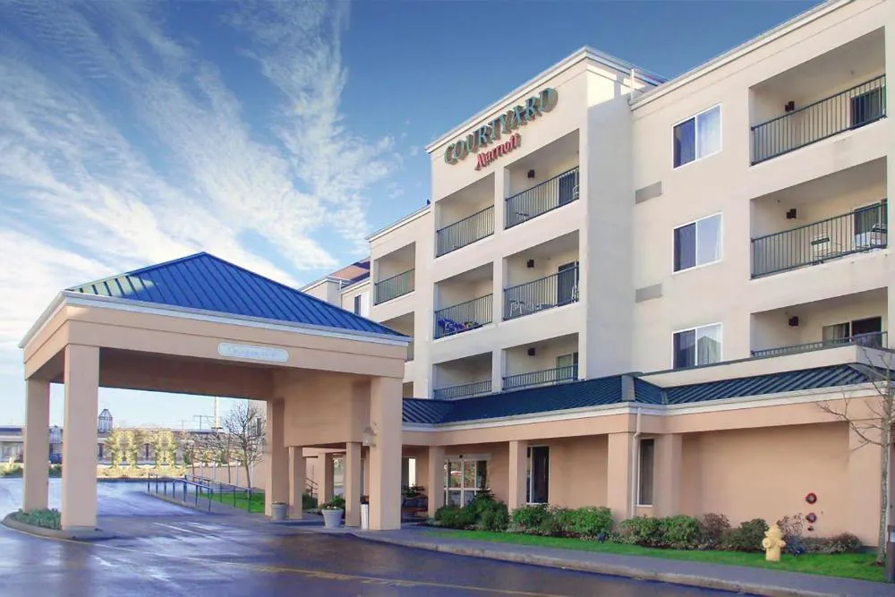 Courtyard by Marriott North Seattle/Lynnwood hotel hero