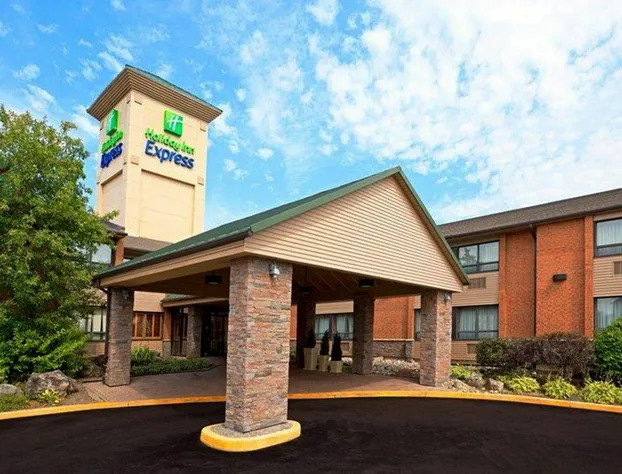 Holiday Inn Express Toronto East - Scarborough by IHG hotel detail image 1