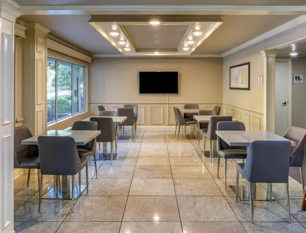 Quality Inn Duluth - Atlanta Northeast hotel detail image 3