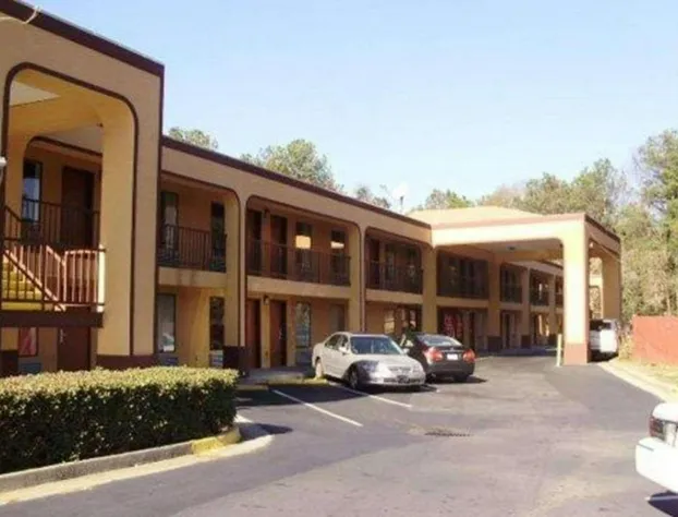 Econo Lodge hotel detail image 1