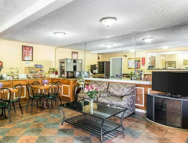Econo Lodge Decatur - Atlanta East hotel detail image 4