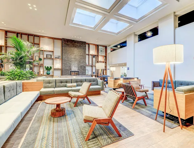 DoubleTree by Hilton Atlanta Windy Hill Ballpark hotel detail image 4