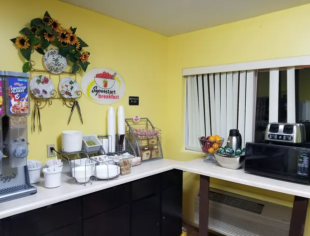 Royal Inn hotel detail image 4