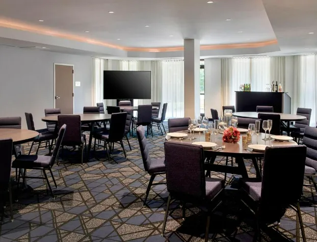 Courtyard by Marriott Philadelphia Plymouth Meeting hotel detail image 1