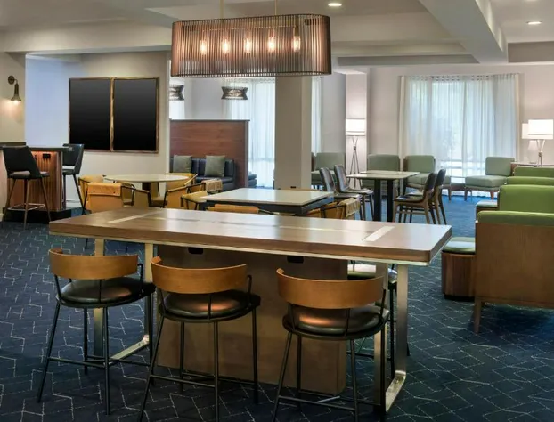 Courtyard by Marriott Philadelphia Plymouth Meeting hotel detail image 2