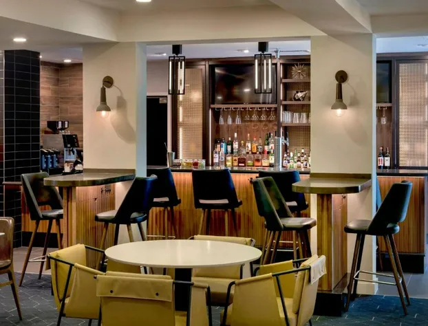 Courtyard by Marriott Philadelphia Plymouth Meeting hotel detail image 3