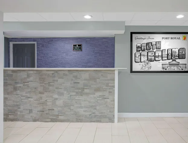Super 8 by Wyndham Port Royal/Beaufort hotel detail image 2