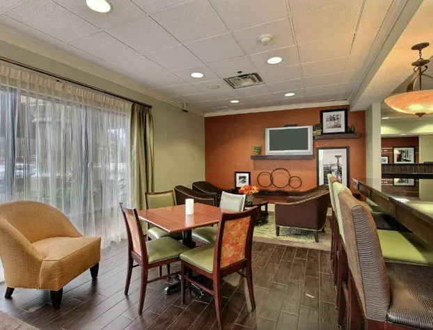 Hampton Inn Savannah-I-95/Richmond Hill hotel detail image 4