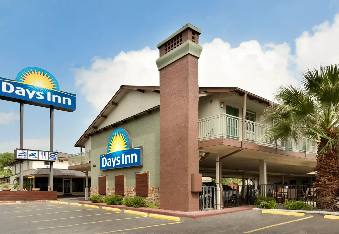 Days Inn by Wyndham Austin/University/Downtown hotel hero