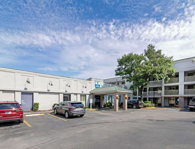 Best Western Savannah Historic District hotel detail image 1