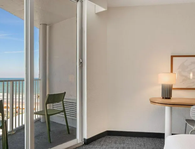 Spark by Hilton Ormond Beach Oceanfront hotel detail image 2