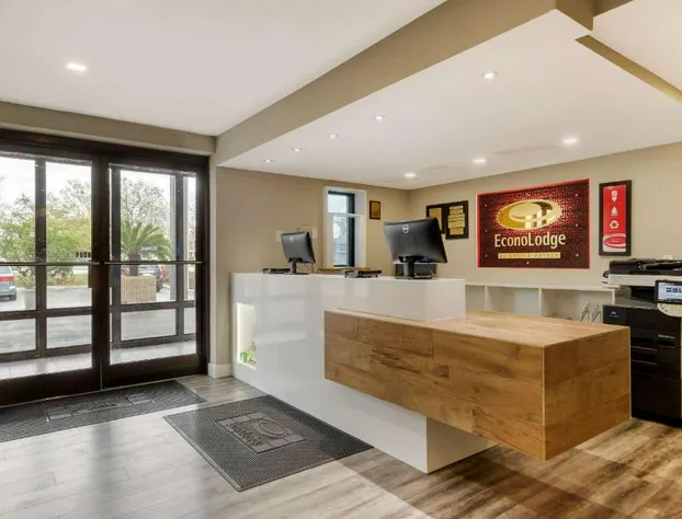 Travelodge by Wyndham North Charleston hotel detail image 2