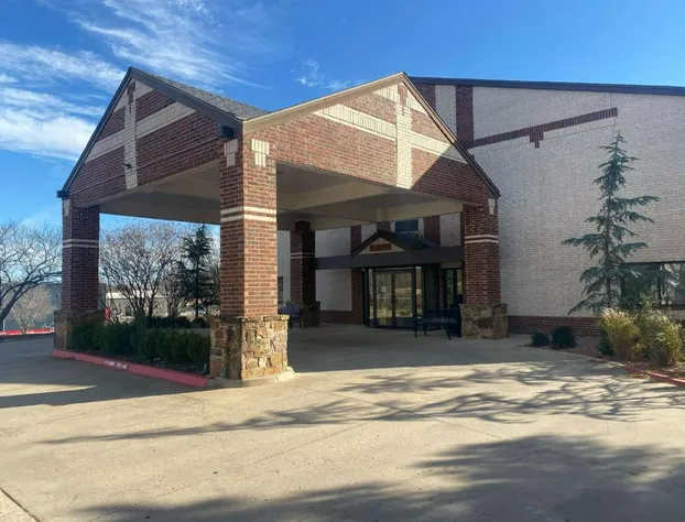 SureStay Plus Hotel by Best Western Edmond hotel detail image 2