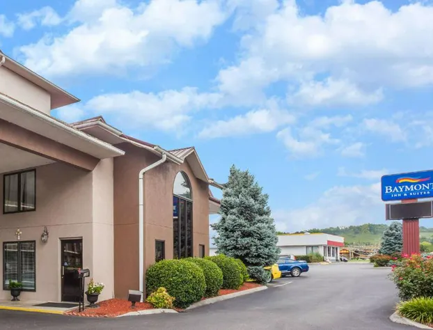 Baymont by Wyndham Pigeon Forge near Island Drive hotel detail image 1