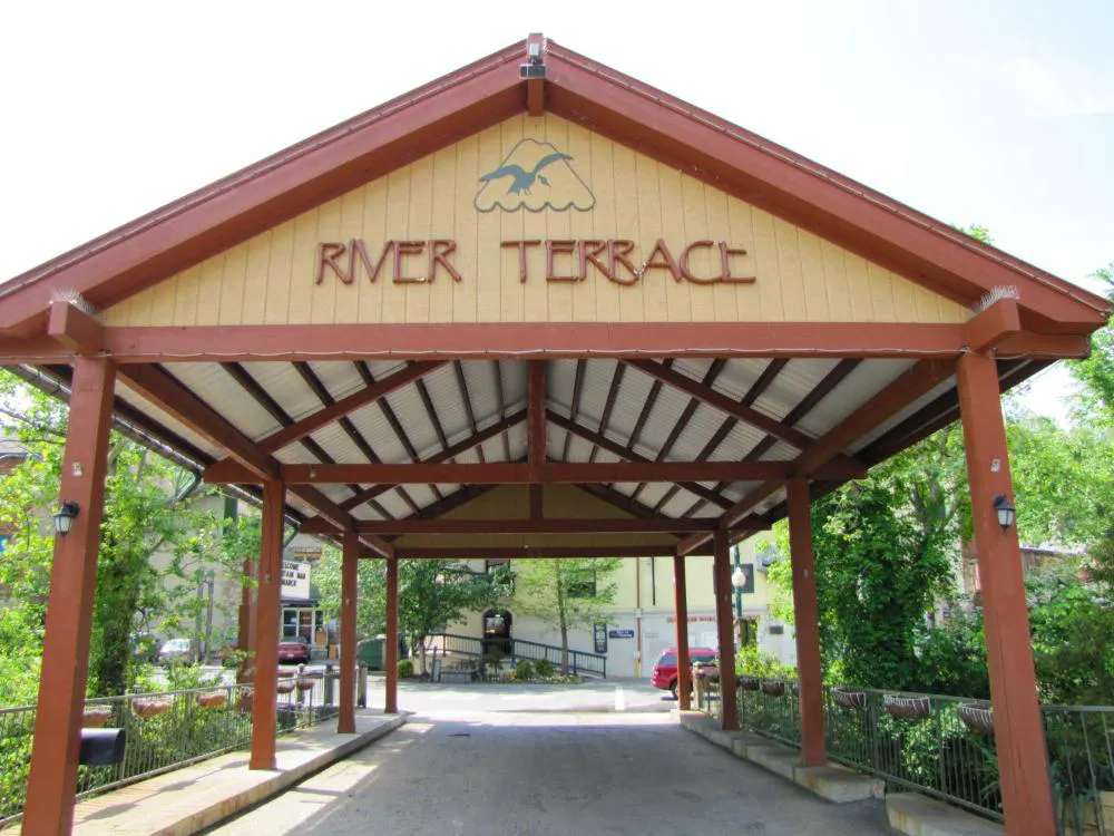 River Terrace Resort & Convention Center hotel hero