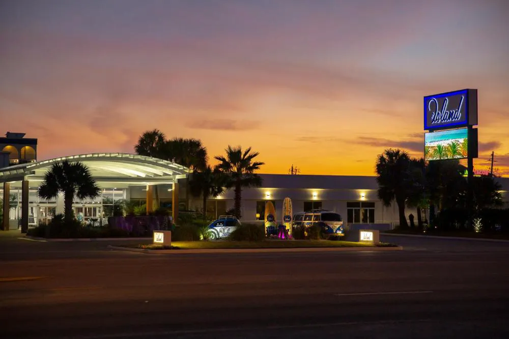The Island Resort at Fort Walton Beach hotel hero