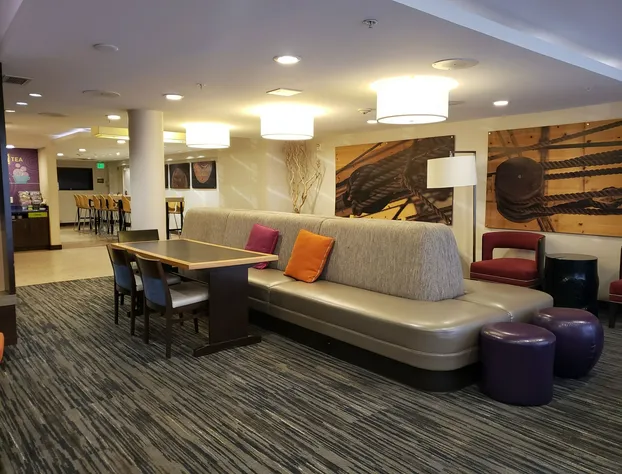 Home2 Suites By Hilton Baltimore Downtown hotel detail image 2