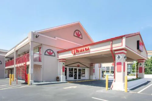 Ramada Limited Cockeysville hotel hero