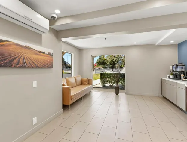 Good Nite Inn Camarillo hotel detail image 3