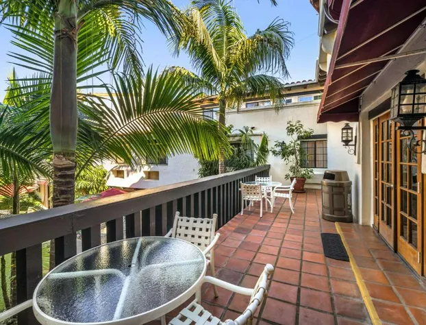 Best Western Plus Carpinteria Inn hotel detail image 1