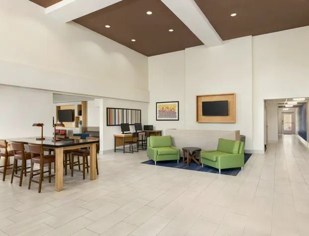 Holiday Inn Express Sarasota East - I-75 by IHG hotel detail image 3